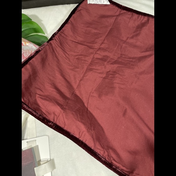 NEW Martha Stewart Medallion Velvet Quit King‎ Sham - Picture 10 of 11